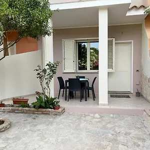 Casa Singola E In Zona Riservata Villasimius